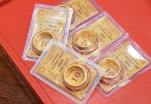 Giá vàng trưa ngày 13/9: M;ất trắng rồi bà con ơi, sao có thể giảm xuống tận đâychứ …