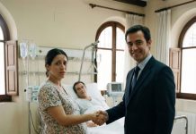 Cuando a mi esposo le diagnosticaron un cáncer terminal, acepté convertirme en madre subrogada para un multimillonario: el dinero era la única forma de salvar su vida. Pero nueve meses después, todo dio un giro inimaginable…