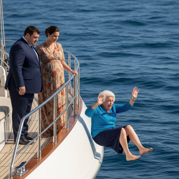 Google_AI_Studio_2025-11-19T06_41_39.586Z