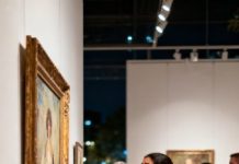 Estaba sirviendo champán en una galería cuando lo vi. Un cuadro que pinté a los seis años. Colgado con orgullo. Precio: 150.000 dólares.