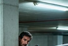 “Papá, ¿por qué mamá se cambia de ropa en el garaje?” La pregunta de mi hijo de nueve años me dejó helado.