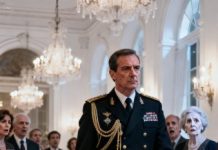 “Mi hermana solo es guardia de seguridad. ¿Quién la querría?”, dijeron riéndose. Mi madre bajó la voz solo para humillarme más: “Es la vergüenza de la familia”.