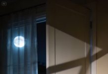 Eran las 2 de la mañana cuando sonó su llamada. “¡Sal de esa casa! ¡Ni un ruido!” Temblando, tomé a mi hijo de cuatro años y me acerqué a la puerta del dormitorio.