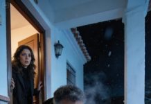 Mi esposo lo empujó fuera del porche como si fuera basura, directo a la nieve. “No quiero vagabundos aquí”, gruñó.