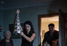 Tenía ocho meses de embarazo cuando me mareé en la fiesta de Navidad y el árbol cayó al suelo. Nadie me ayudó.