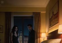 La noche de bodas debía ser un juego inocente. Me escondí bajo la cama para sorprender a mi nueva esposa y hacerla reír.