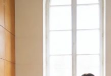 Mi hermanastra pasó años recordándome que yo “no era familia”. Cuando murió nuestro padre, pensó que podía quitarme lo único que tenía: mi casa.