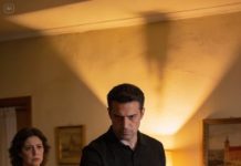 Lo miré directamente a los ojos y no levanté la voz. “Una palabra más de tu esposa sobre mi dinero y no habrá más conversaciones educadas.”