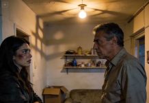 Esa noche, mientras mi hija alzaba la copa convencida de que al fin se había quitado de encima a su vergonzoso padre, un simple trabajador de fábrica, yo permití que siguiera riendo, que bailara, que creyera que la vida por fin se ponía de su lado. Dejé que disfrutara de esa ilusión frágil, porque ignoraba por completo que, en ese mismo instante, una carta con sello oficial avanzaba hacia ella como un cuchillo lento: el documento firmado por mi abogado, la orden fría y definitiva de desalojo.