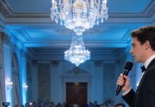 Encontré el correo por accidente: mi padre le ofrecía a mi prometido 50.000 dólares para dejarme y casarse con mi prima. “Mia puede darte la vida que Sarah no puede”, escribió, como si yo fuera un producto defectuoso.