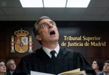 Cuando mi abuelo millonario murió y me dejó 5 millones, mis padres—los mismos que me ignoraron toda la vida—me demandaron para quitármelo todo. Entré al tribunal y me miraron con desprecio, como si yo siguiera siendo “nadie”.