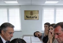 Mi abuela me dejó su refugio en la montaña, valuado en 1.360.000 dólares. Yo todavía estaba procesándolo cuando vi a mi padre entrar a la lectura del testamento como si nunca me hubiera echado de casa a los 18.