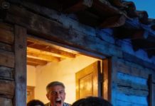 Di a luz sola… y mi familia me “enterró” viva. Mi madre señaló a mi hermana: “Mira a ella, esposo, familia perfecta.” Mi padre soltó: “Un hijo sin marido… nos avergüenzas.”