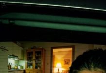 Cuando mi esposo volvió de su “viaje de negocios” y tocó el timbre, mi hijo me agarró el brazo con fuerza. “Mamá… no lo dejes entrar. Tenemos que correr YA.” No entendí nada, pero en sus ojos vi un miedo que nunca le había visto.