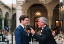 Fui abandonado a los catorce años con solo $600 y un billete de ida. Dieciocho años después, enfrenté a mi padre en su propia gala benéfica y destruí su imperio con una sola frase.