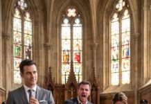 Mi mejor amigo se casó con mi ex y me invitó para humillarme… ¡pero no sabía que el regalo de boda destruyó sus vidas!